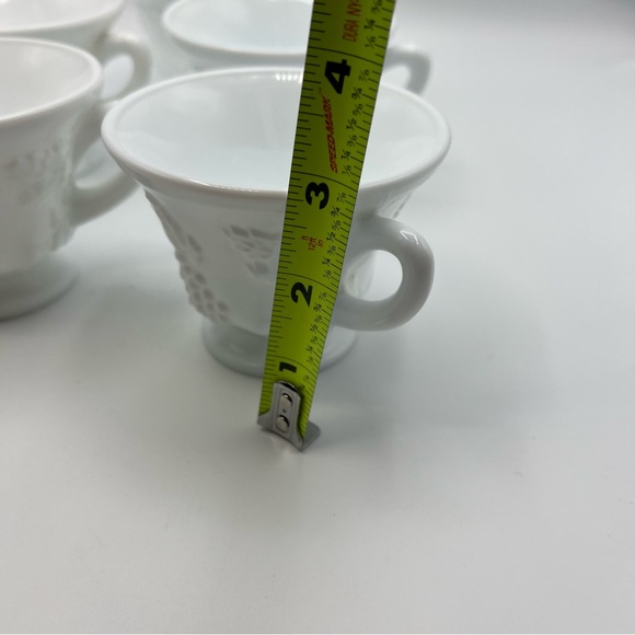Indiana Colony Harvest Grapes Milk Glass Punch Tea Cups Vtg Set Of 5 Likenew - Picture 6 of 6